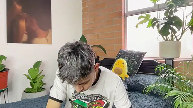 Živý XXX chat Andy_Belier23