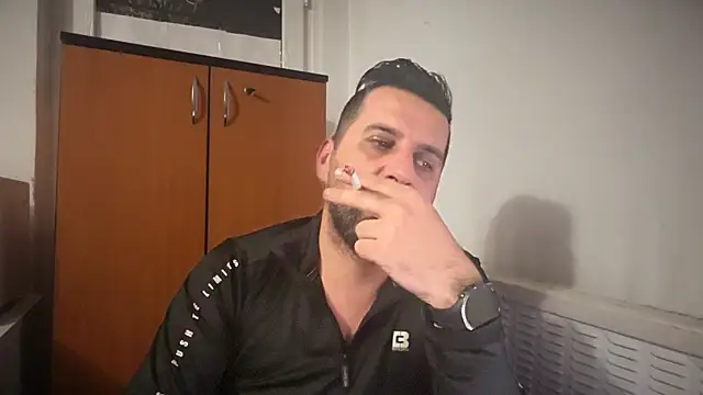 Živý XXX chat TARKAN1