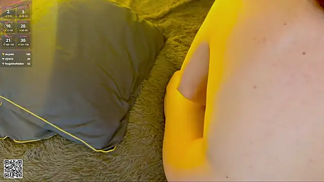 RinaMirinda Chat XXX live