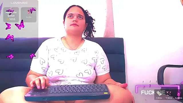 Chatroom XXX en direct de brunnette_hot