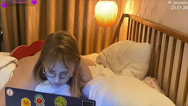 JacyWinslat Live XXX Chat