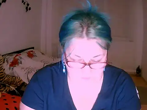 BlondyBigBoobs: онлайн-секс-чат