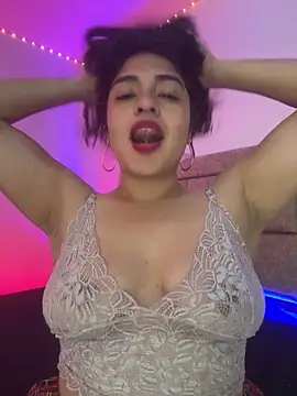 Pokazy przed kamerką – EmilyNoir1