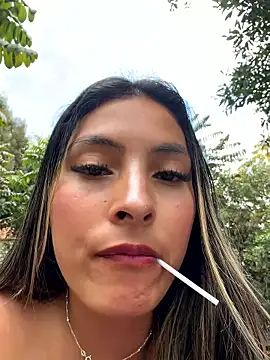 Cami_Leon2: онлайн-секс-чат