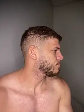 Andeilson1999's Live XXX Chat