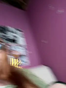 Denise__levi_ élő XXX-chatje