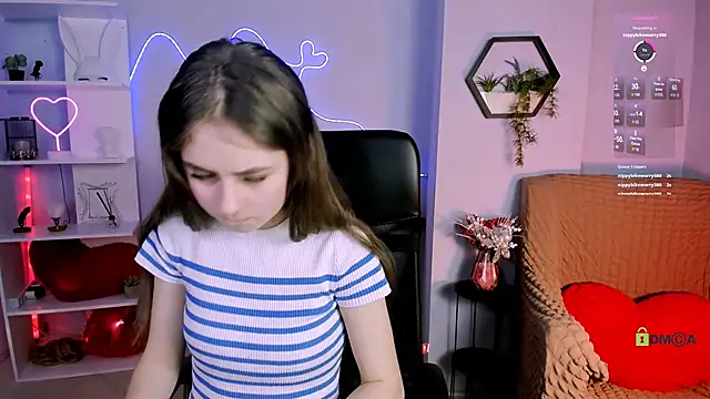 rebecca_smile élő XXX-chatje