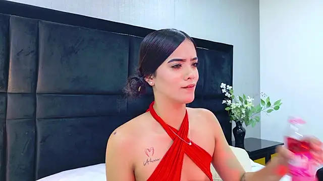 VioletaJhonson Adlı Modelin Canlı XXX Sohbeti