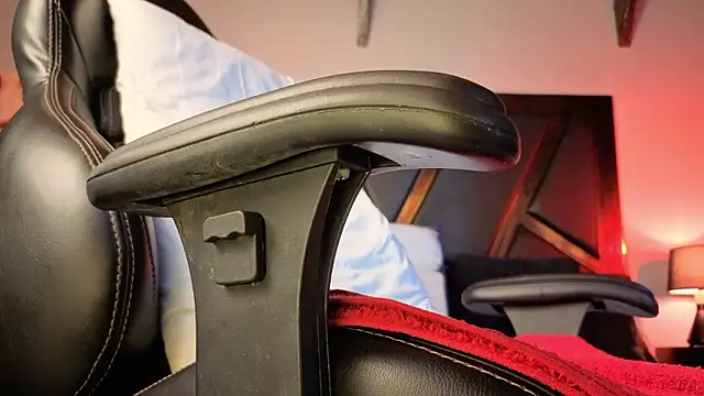 donnasoto Adlı Modelin Canlı XXX Sohbeti