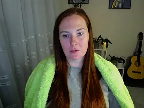 Lady_Tiana élő XXX-chatje