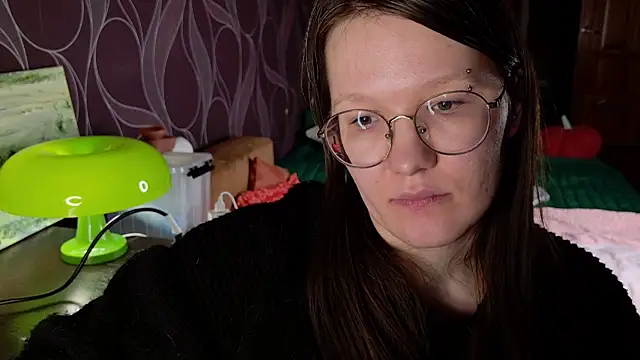 XXX chat uživo modela MiriamOr