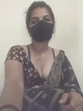 Chat XXX en directo de Shuttii_25