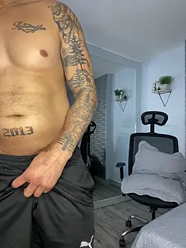 Živý XXX chat ALEXXX_KING