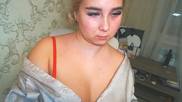 DolphinDreams: απευθείας συνομιλία ΧΧΧ