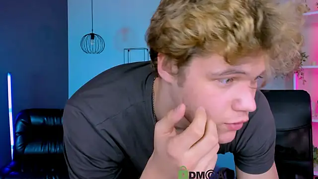 Webkamerová show lucas_long_