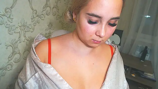 XXX chat uživo modela DolphinDreams