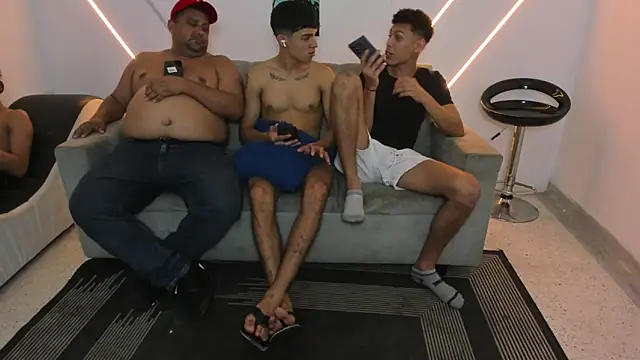 Онлайн чат XXX brutal_sex_room2k