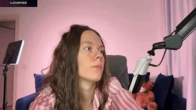 Živý XXX chat SharkyBaby