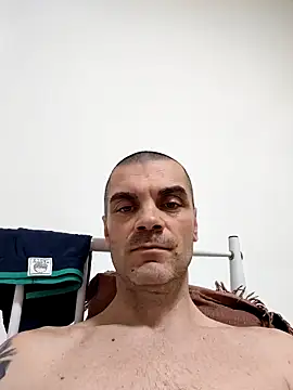 DOMINATOR_SIR-MASTER élő XXX-chatje