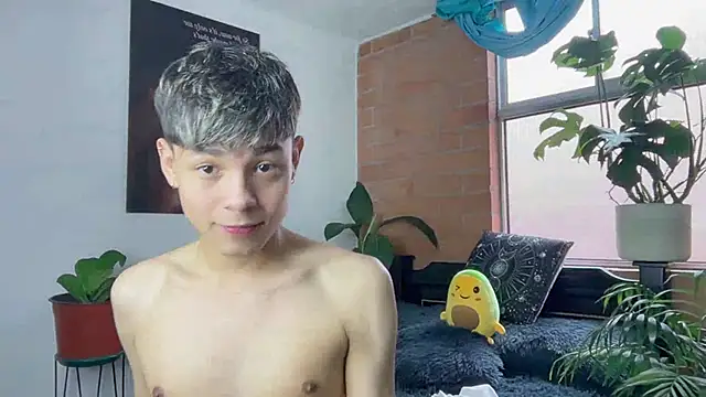 Онлайн чат XXX Andy_Belier23