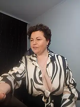 Chatroom XXX en direct de EllaLove2277