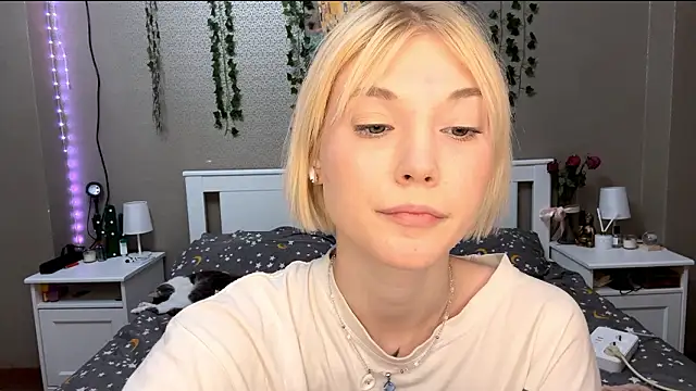 LlsabethHaze Live XXX Chat