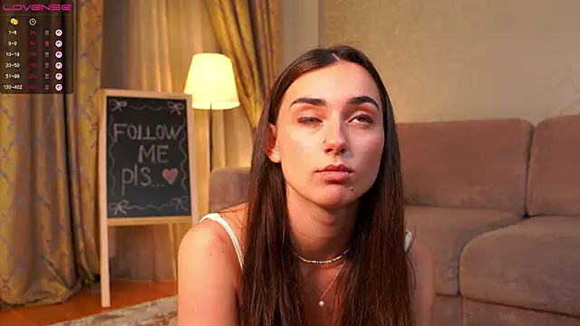 Chat XXX en directo de MinnaShummon