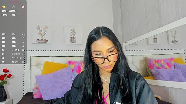 Luciaoregon – Naživo XXX chat