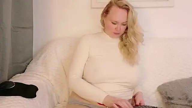 Sarah4you 现场XXX聊天