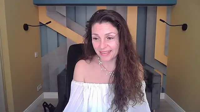 EllaLong 即時 XXX 聊天