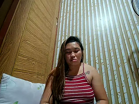 Simple_Asian 即時 XXX 聊天