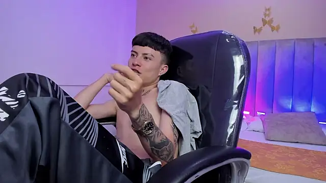 Nascary_Fox: απευθείας συνομιλία ΧΧΧ