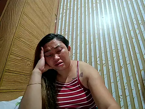 Živý XXX chat Simple_Asian