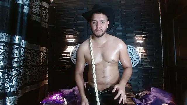 HARRY_RAMIREZ live XXX chat