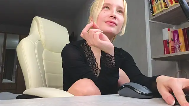 XXX chat uživo modela Marietta_Castro