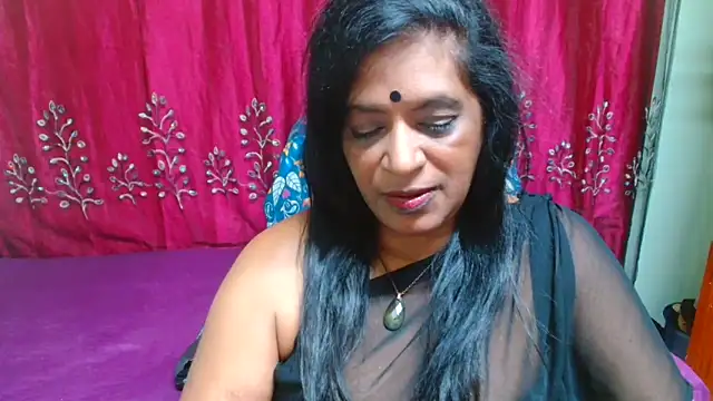 Živý XXX chat INDIANFUSION