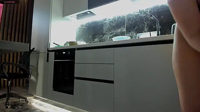 Kimmy_sunn: онлайн-с екс-чат