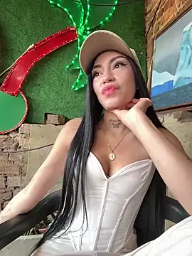 Bonny_Eva Chat XXX in diretta