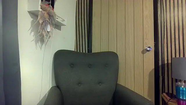 Chat XXX ao vivo de poppyinga1