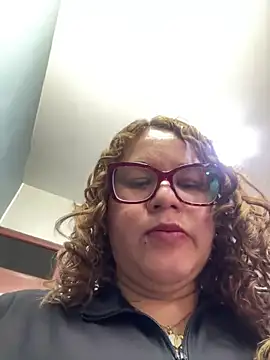 ROSALIASEXSHOP Chat XXX in diretta