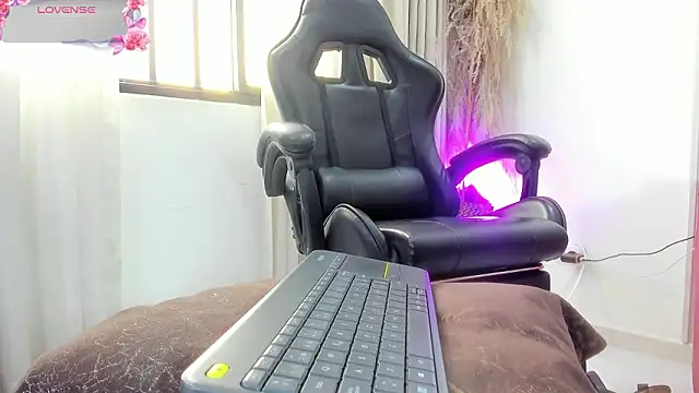 BridgetRodriguez Chat XXX in diretta