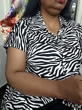 Deepthi_Mysore Chat XXX in diretta