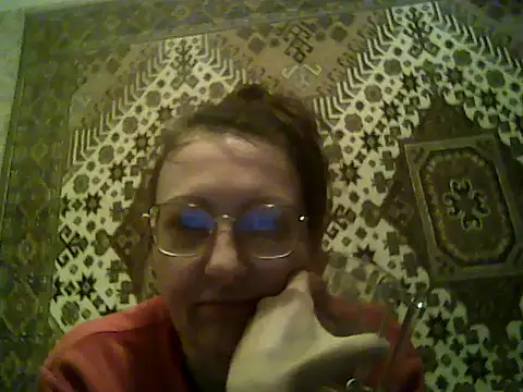 XXX chat uživo modela FayInessaKiss