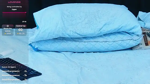 Chat XXX ao vivo de hornybarelylegalgirl