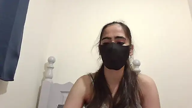 Pertunjukan Kamera Web EchoicUlama