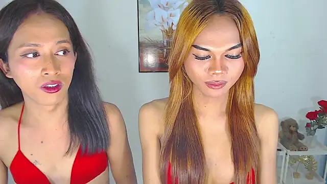 WildHOTcouple69xxx's Webcam Show