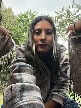 แชท XXX สดของ Cami_Leon2