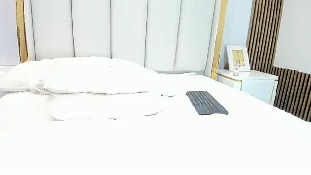 rebeca_brown_ live XXX chat