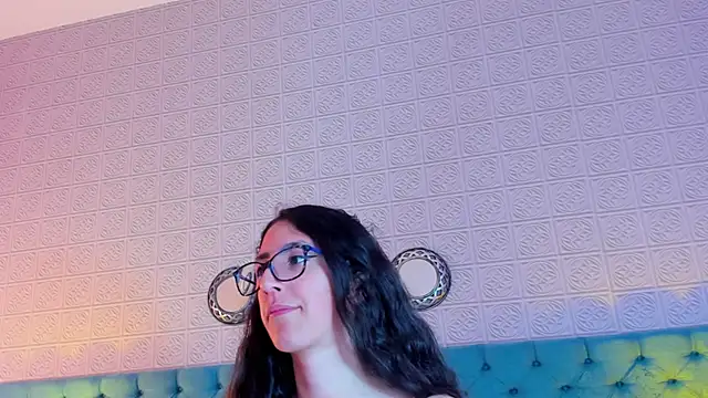 GirafMusic Live XXX Chat