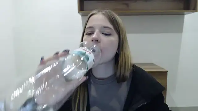 SweetBellaa_ Chat XXX in diretta